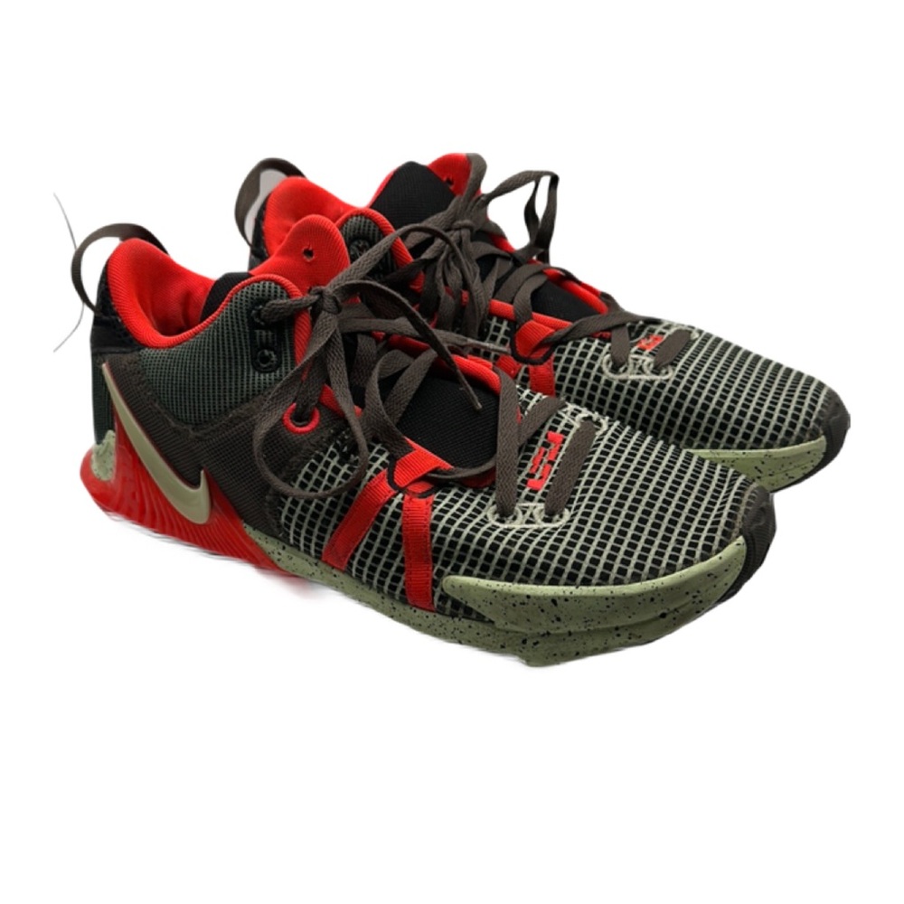 Nike Sz 10 LeBron Witness 7 Black‎ and Red Sneakers with Textured Mesh Red Heel